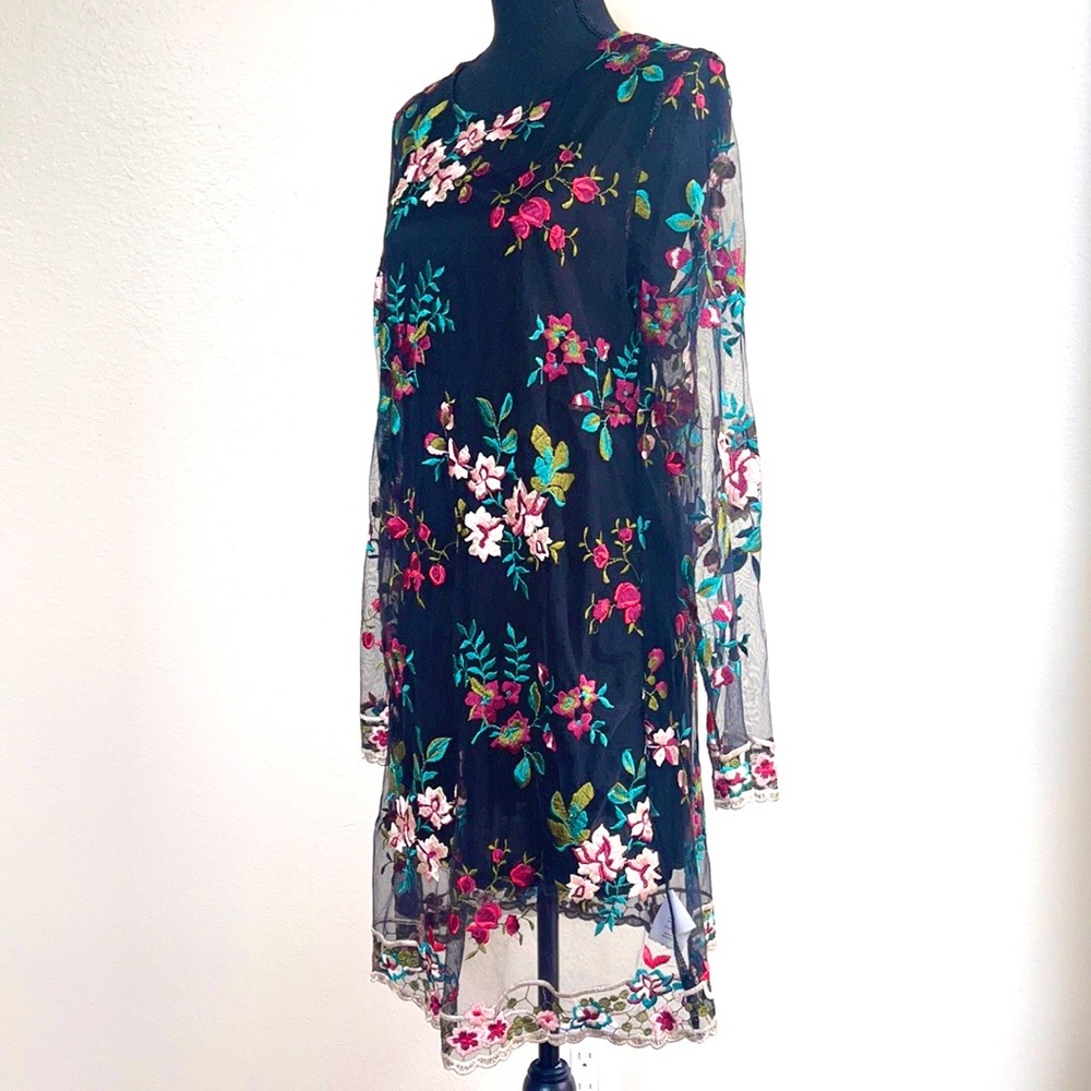 Long Floral Mesh Blouse